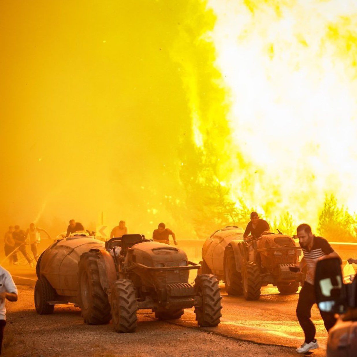 Alevlerin arasında kalbi durdu: Bursa’daki orman yangınına müdahale eden itfaiyeci şehit oldu - Sayfa 2