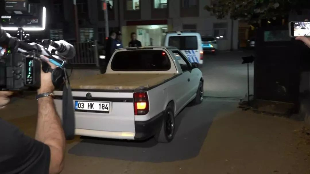 Bursa’daki orman yangınında sabotaj şüphesi: Benzin bidonuyla yakalanan şahıs, İYİ Parti Gençlik Kolları Başkanı çıktı! Şok FETÖ detayı - Sayfa 5