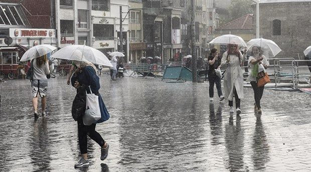 Ciğerlerimiz yanarken Meteoroloji müjdeyi verdi: Türkiye geneli sağanak yağışın etkisi altına giriyor - Sayfa 1