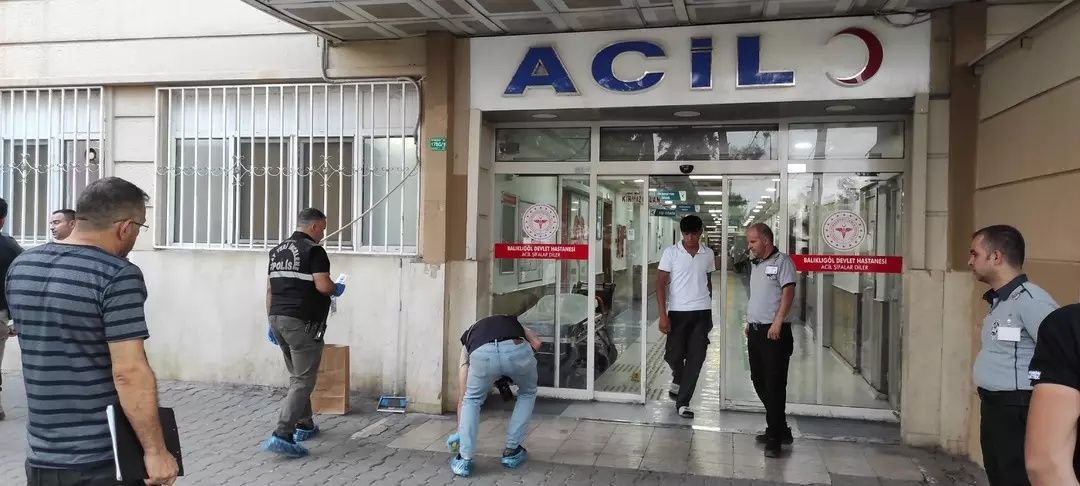 Şanlıurfa’da hastane dehşeti: Başhekim yardımcısı ve güvenlik görevlisi bıçaklandı! Saldırgan suç aletiyle birlikte yakalandı! - Sayfa 7