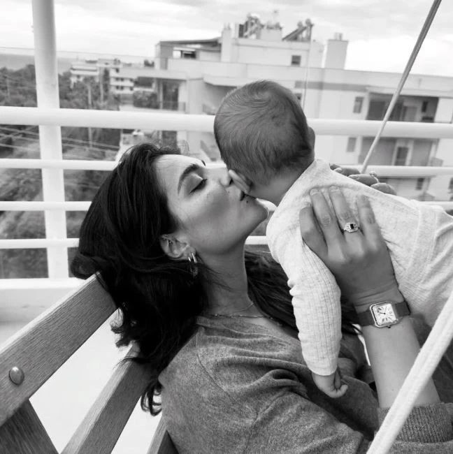 Melisa Aslı Pamuk'tan yatakta bornozlu paylaşım - Sayfa 4