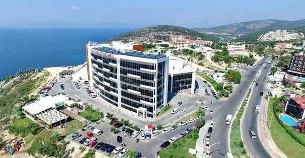 Aydın'da çocuk doktoru skandalı! Para karşılığı bebek aldı, kucağından düşürünce hastaneye gizlice geri getirdi - Sayfa 1