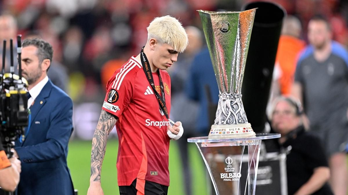 Cenk Tosun'un yeni adresi belli oldu! Ses getirecek bir transfer daha... - Sayfa 6