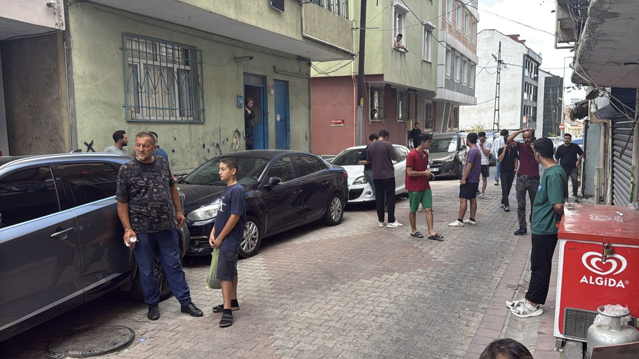 Kağıthane'de kan donduran vahşet! Yumurtayı çırpıyordu, ev arkadaşı arkadan gelip boğazını kesti - Sayfa 11