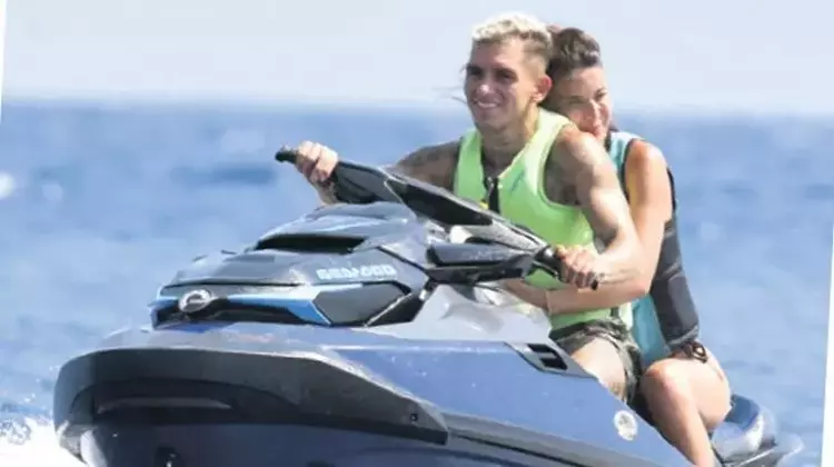 Lucas Torreira, maç sonrası Devrim Özkan'ın yanına koştu! - Sayfa 4