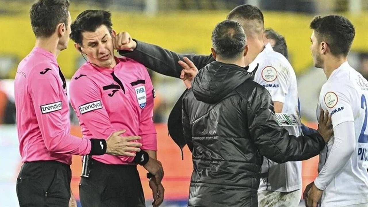 Halil Umut Meler koşamadı, tıkandı! Tecrübeli hakemin durumu kritik - Sayfa 5