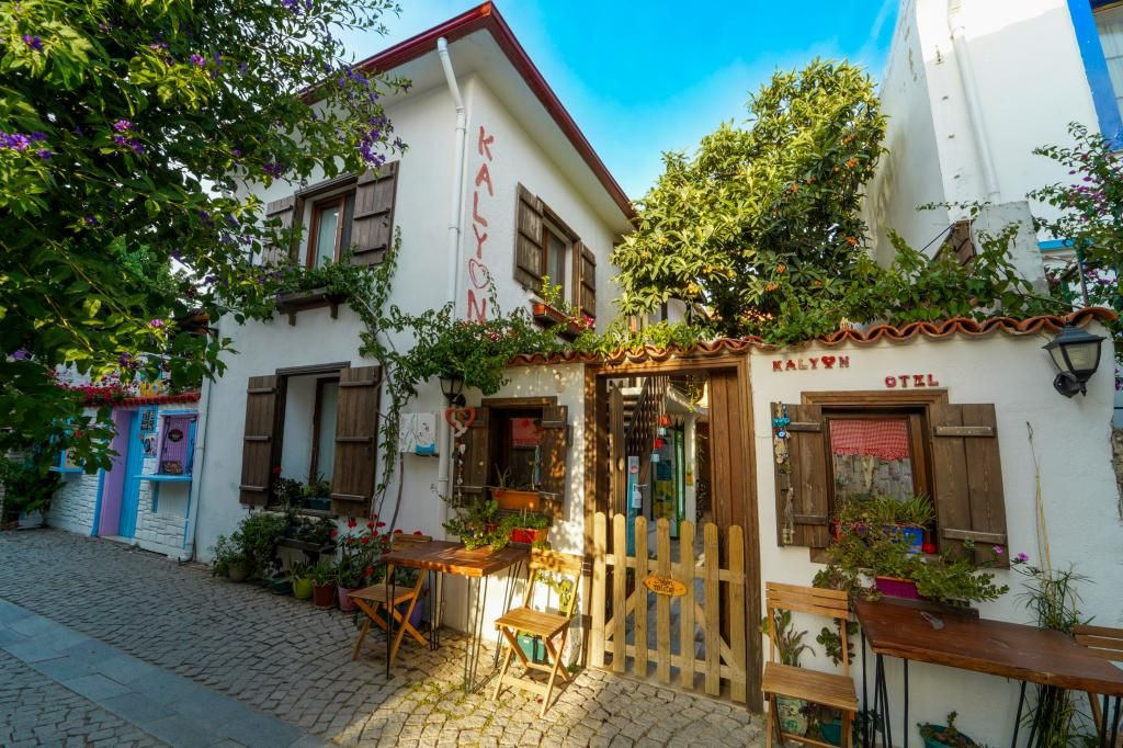 Ege’nin saklı cenneti Sığacık: Tarih, deniz ve lezzet bir arada - Sayfa 2