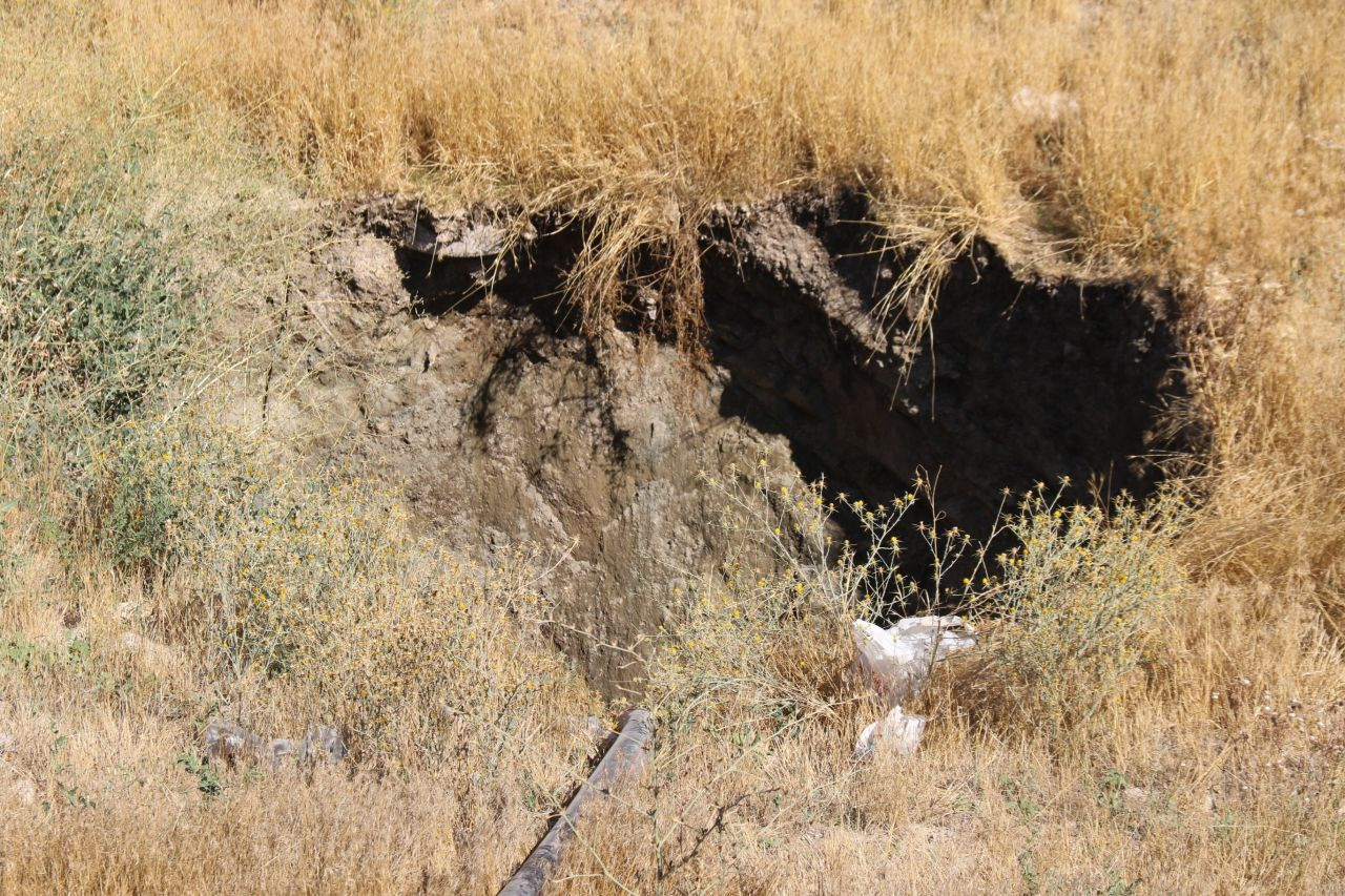 Balıkesir depremi sonrası oldu! Eskişehir'de ürküten görüntü! Bir anda ortaya çıktı! Adeta bir dev! - Sayfa 2