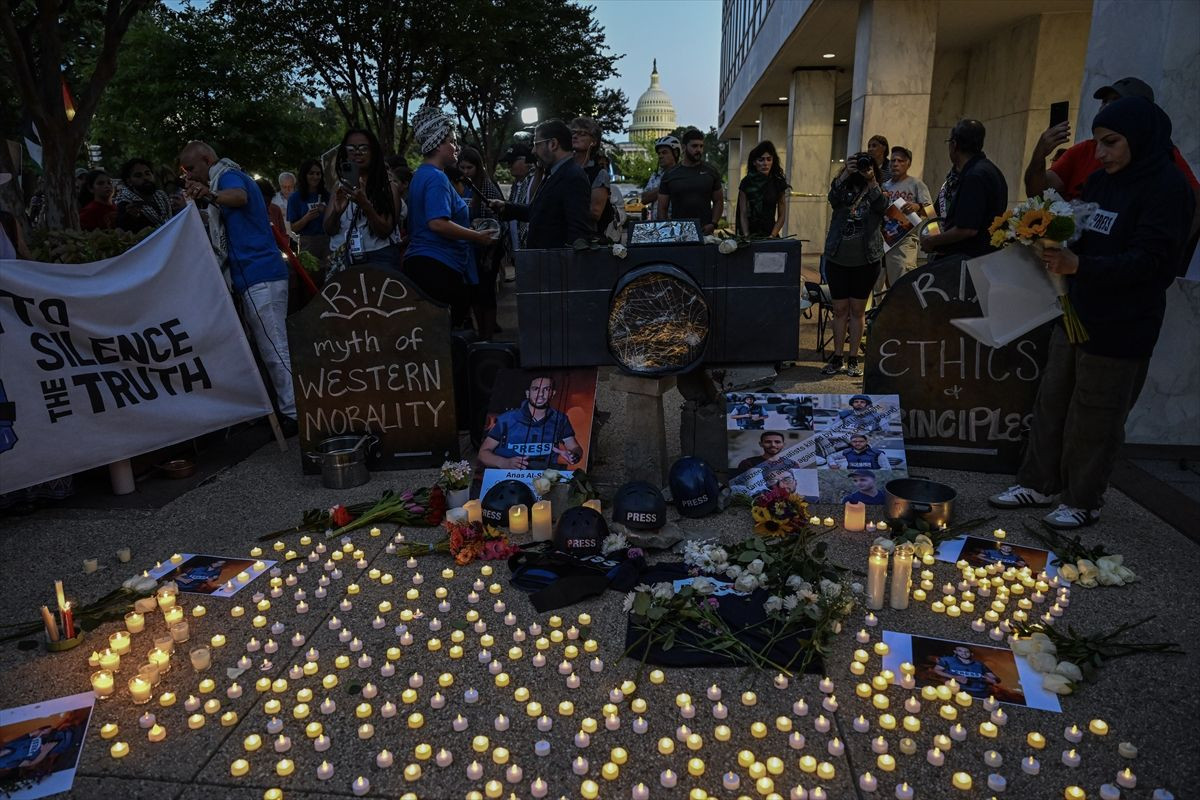 İsrail’in basın katliamı Washington’da gündem oldu! Enes El-Şerif için NBC ve FOX News önünde adalet çağrısı: Kör, sağır ve dilsizi oynamayın! - Sayfa 3