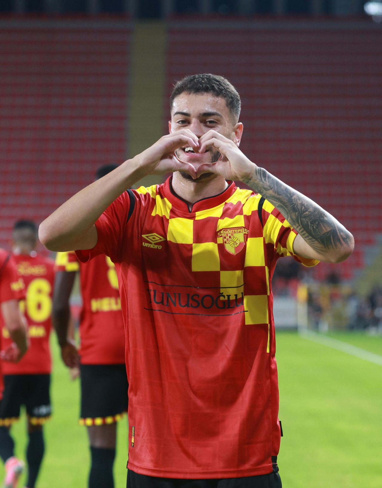 Göztepe 2.5 milyon euroya aldı, 10 katına sattı! Transferde Romulo bereketi; satış detayları belli oldu - Sayfa 3