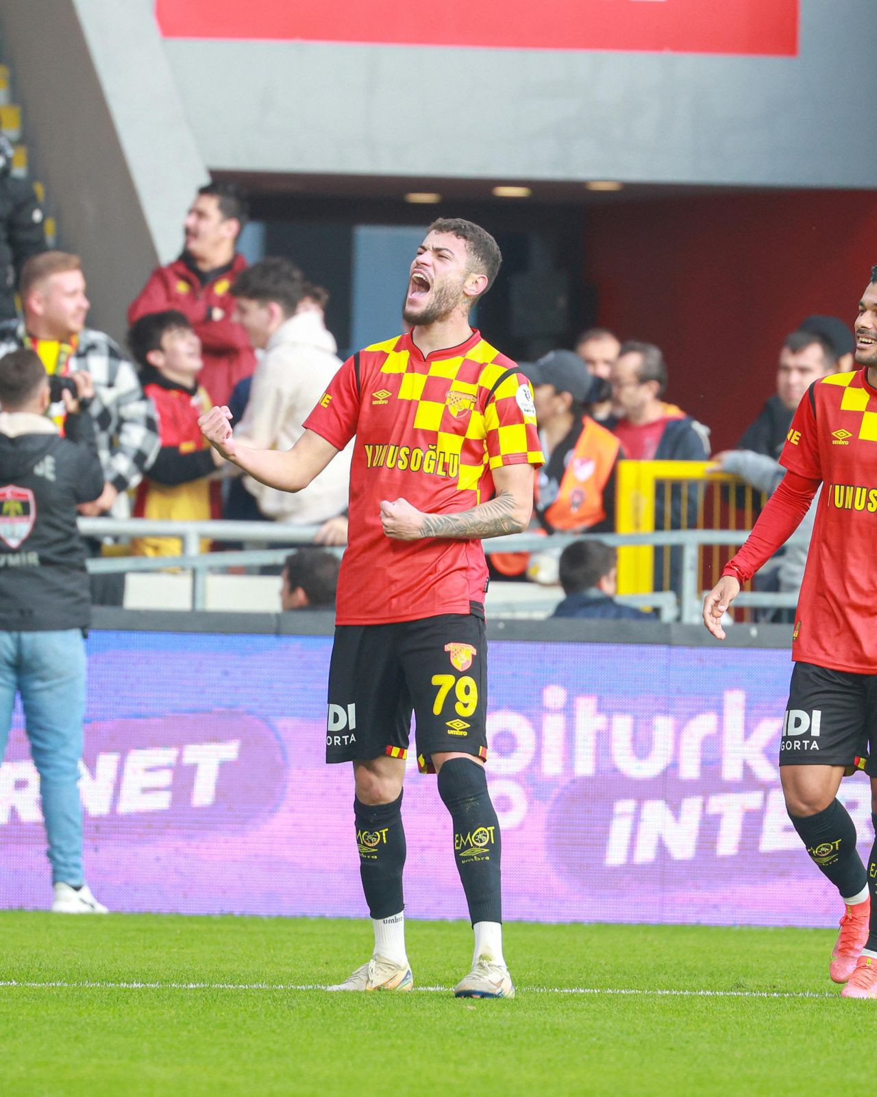 Göztepe 2.5 milyon euroya aldı, 10 katına sattı! Transferde Romulo bereketi; satış detayları belli oldu - Sayfa 1