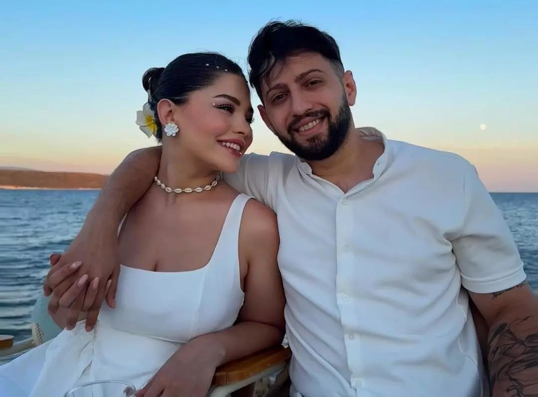 Burak Bulut ve Eda Sakız evlendi: Geline cam kutuda servet değerinde altın takıldı! Sosyal medyayı sallayan düğünden kareler... - Sayfa 2