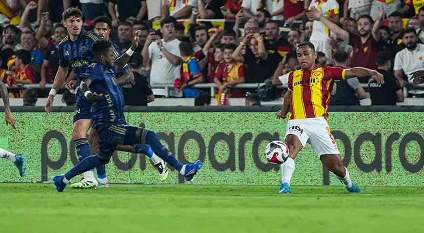 Ünlü gazeteci şampiyonu ilan etti: Lig bitti, 5 puanlık fark kapanmaz! - Sayfa 3