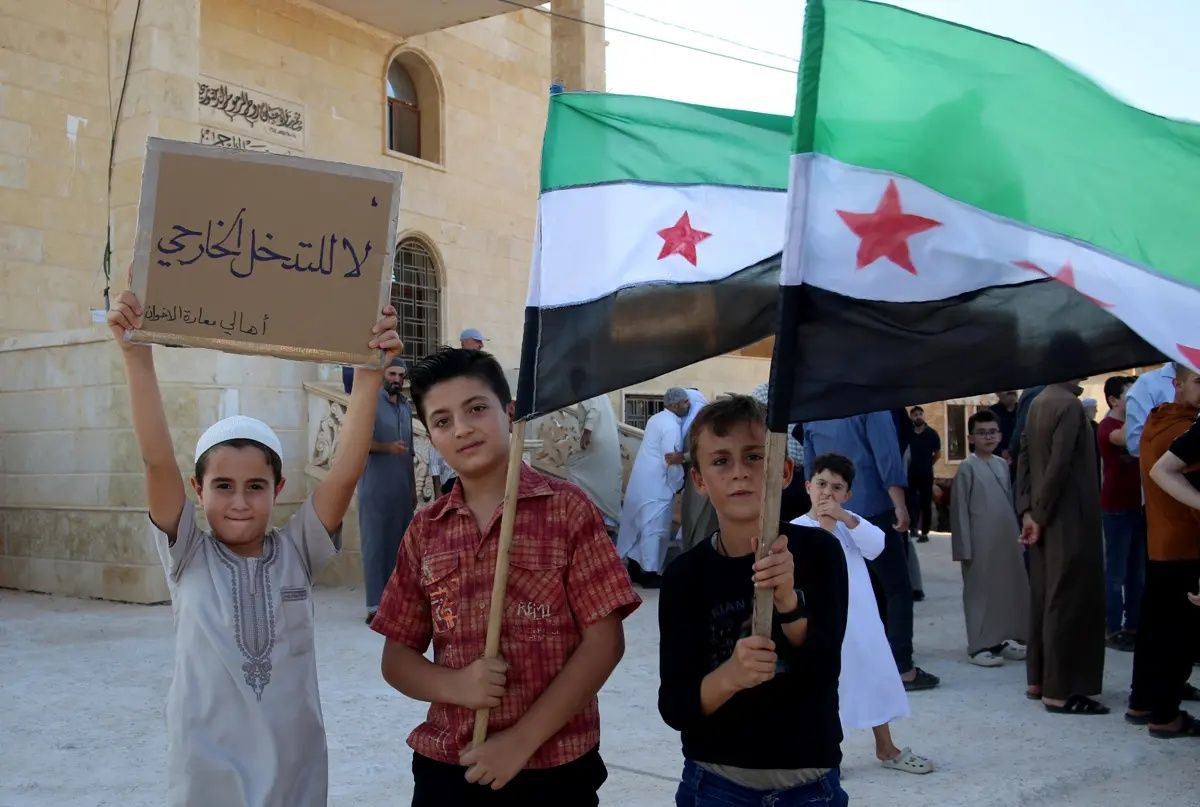 Şam yönetiminden SDG’ye operasyon hazırlığı: 50 bin asker Rakka ve Deyrizor’a sevk edildi! - Sayfa 3