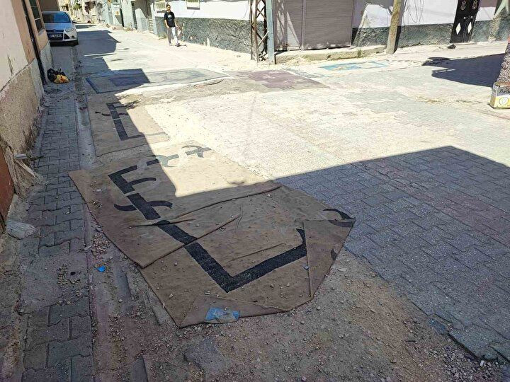 CHP’li Adana Büyükşehir Belediyesi'nde hizmet yok, vatandaşa çile çok! Yolu halıyla örttüler... - Sayfa 4