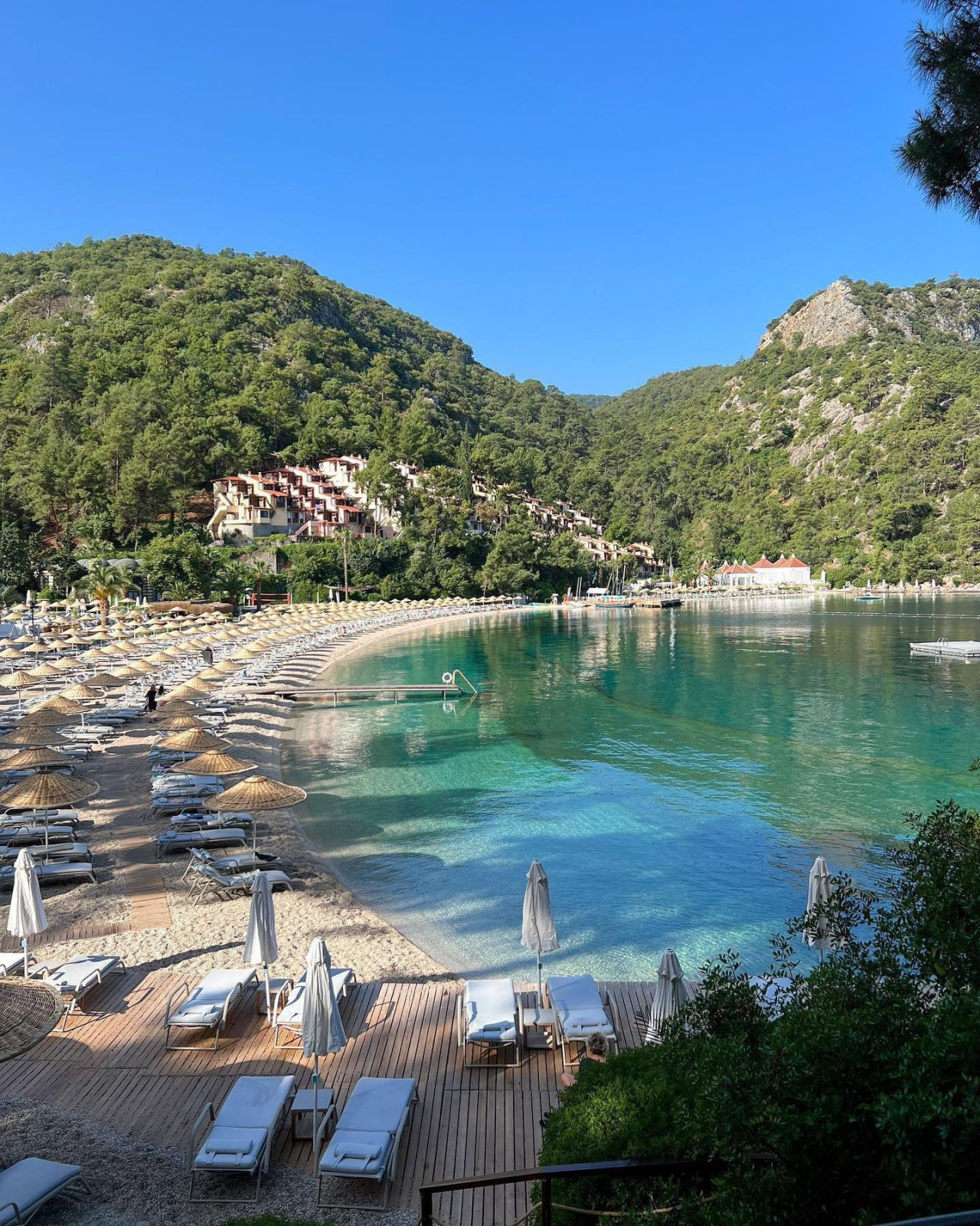 Berrak suları, altın kumlu plajları ve doğayla iç içe koylarıyla Türkiye'nin girilmeye değer denizleri! İşte maviyle yeşilin buluştuğu o eşsiz rotalar - Sayfa 6