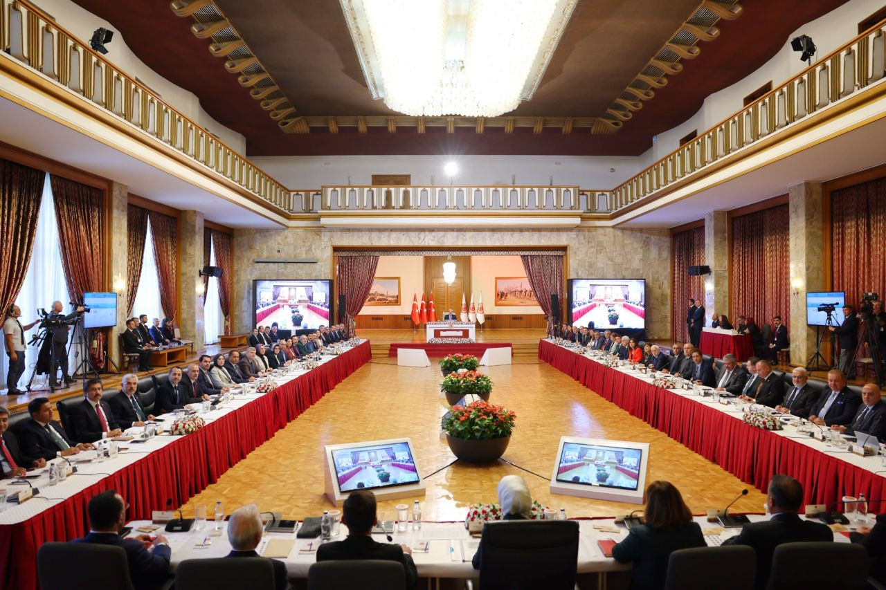 TBMM komisyonunda tarihi an! Lokman Aylar protez gözünü çıkarıp konuştu: Teröre bedel ödedim! - Sayfa 2