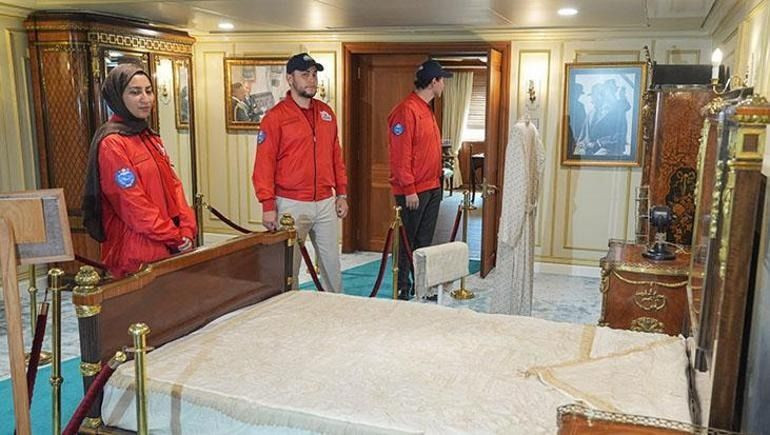 Mavi Vatan'da tarihi an! Atatürk’ün mirası yeniden denizlerde... Savarona ve TCG Anadolu Boğaz'dan yan yana geçiyor! - Sayfa 10