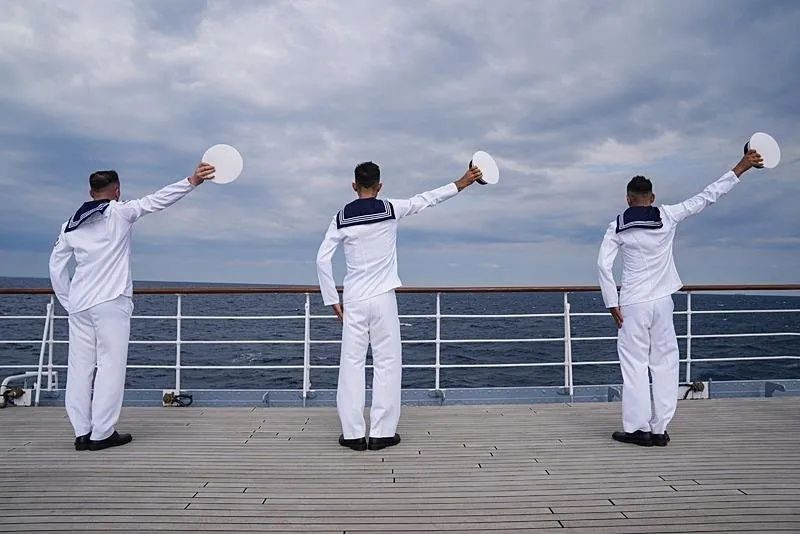 Mavi Vatan'da tarihi an! Atatürk’ün mirası yeniden denizlerde... Savarona ve TCG Anadolu Boğaz'dan yan yana geçiyor! - Sayfa 17