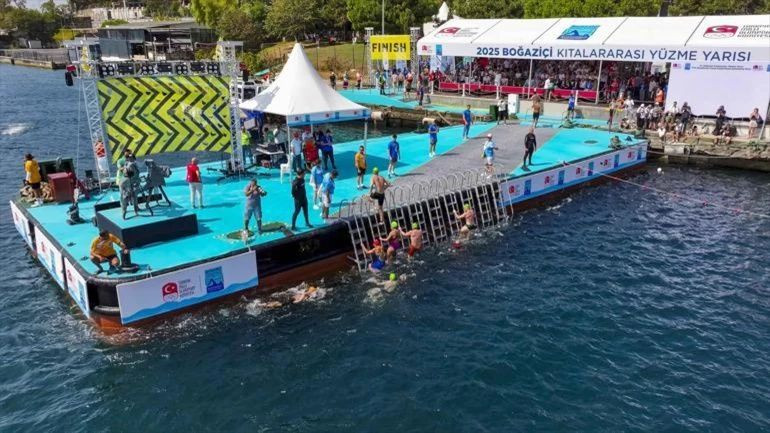 İstanbul Boğazı'nda yüzme yarışında kayıp dehşeti: Rus yüzücü Svechnikov’dan hâlâ haber yok! - Sayfa 4