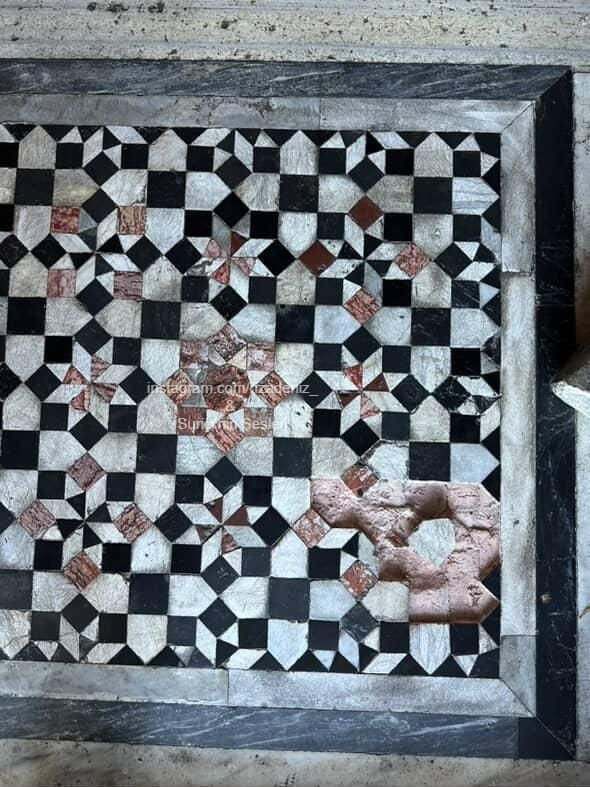 Mimar Sinan’ın emaneti Süleymaniye Camii'nde hırsızlık skandalı! Mozaikler anahtarla sökülmüş... - Sayfa 2