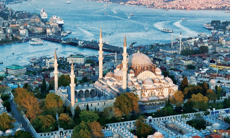 Mimar Sinan’ın emaneti Süleymaniye Camii'nde hırsızlık skandalı! Mozaikler anahtarla sökülmüş... - Sayfa 1