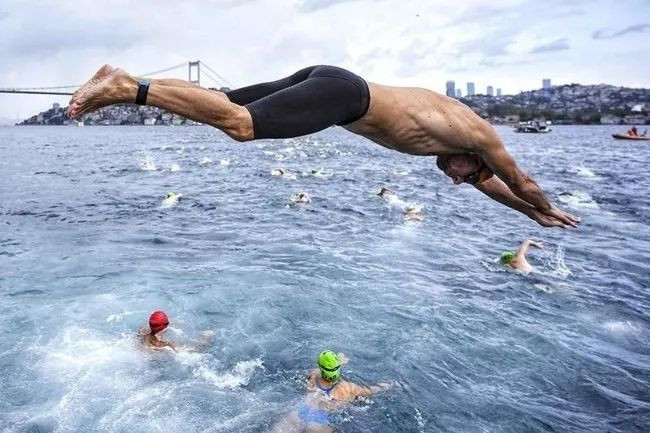 İstanbul Boğazı'nda yüzme yarışında kayıp dehşeti: Rus yüzücü Svechnikov’dan hâlâ haber yok! - Sayfa 6