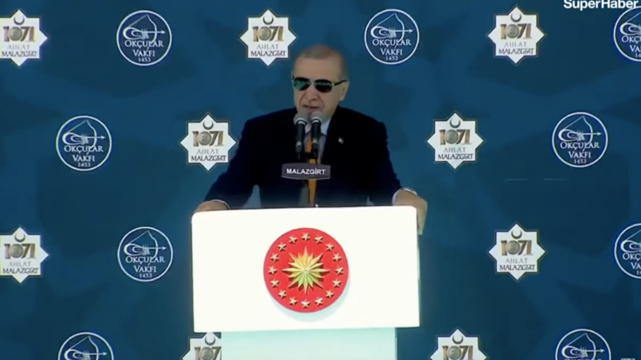 Cumhurbaşkanı Erdoğan'dan Malazgirt’te net mesaj: Yönünü Ankara’ya, Şam’a dönen kazanacak, kıblesini şaşıran kaybedecek!