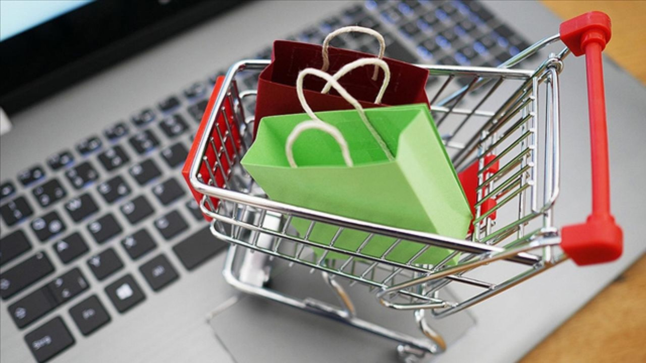 Ticaret Bakanlığı'ndan net açıklama! İnternetten gümrüksüz alışveriş kaldırılıyor mu?