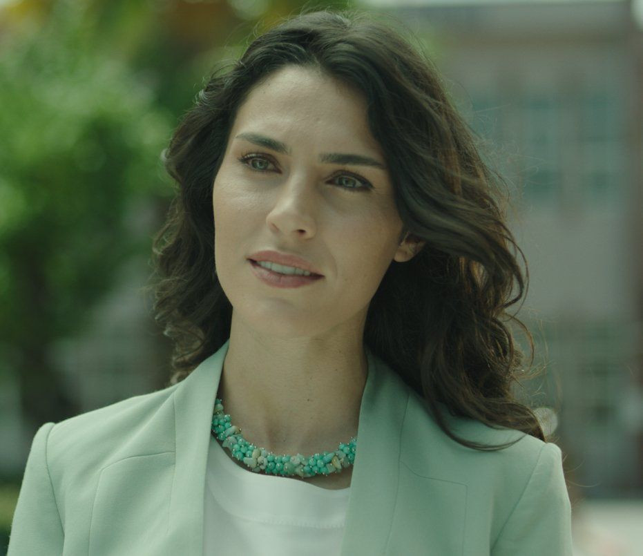 Serenay Aktaş, Aziz dizisinin kadrosundan Murat Yıldırım yüzünden çıkarıldığını iddia etti - Sayfa 3