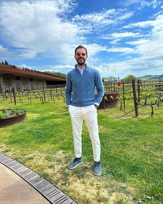 Ayrılık iddiaları doğru çıktı! Arzu Sabancı'nın sözlerini dikkat alan Hakan Sabancı, Hande Erçel'i bir çırpıda sildi - Sayfa 6