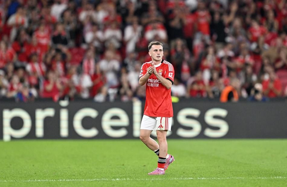 Kerem Aktürkoğlu Portekiz basınında manşetlerde: "İntikamını aldı, Fenerbahçe'ye milyonlar kaybettirdi" - Sayfa 1