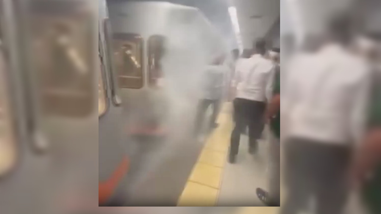 İstanbul metrosunda panik: Bağcılar-Yenikapı hattında yangın çıktı, istasyonu duman kapladı