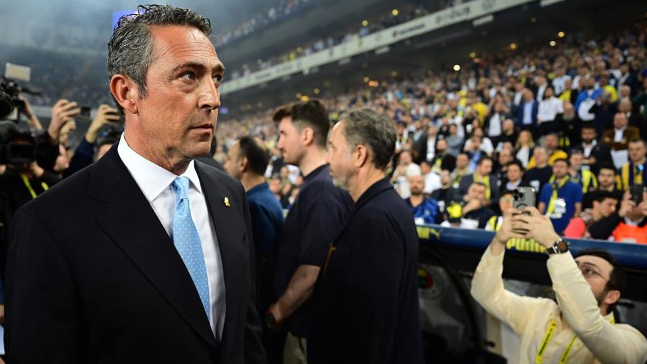 Son dakika Ali Koç'tan transferde sürpriz karar! Fenerbahçe'den bir bomba daha - Sayfa 1