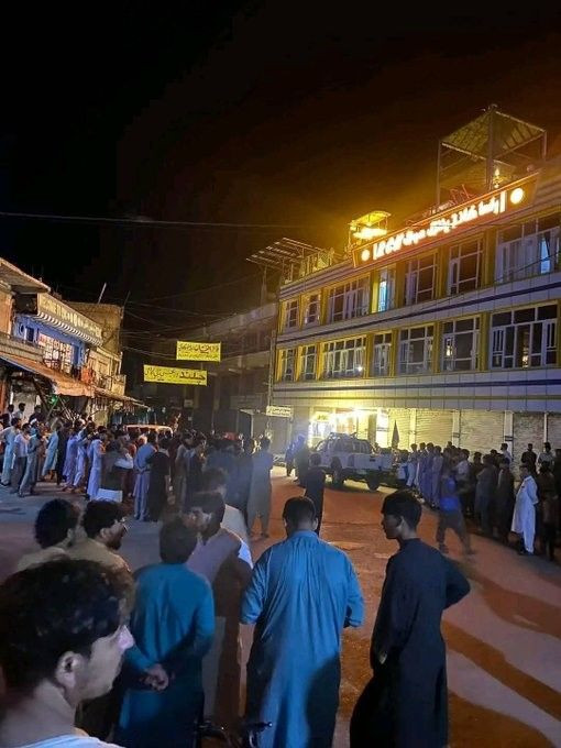 Afganistan’ı yerle bir eden depremde bilanço ağırlaşıyor! 622 ölü, bin 555 yaralı... Enkaz altında insanlar var! - Sayfa 4