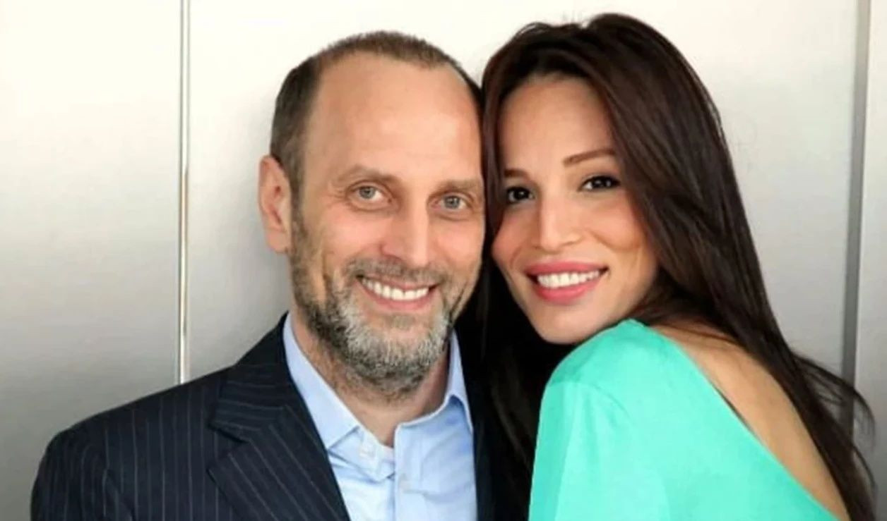 Fikret Orman ile öpüşürken görüntülenince tepki çekti! Güzide Duran isyan etti: Boşanmak istiyorum boşanamıyorum - Sayfa 1