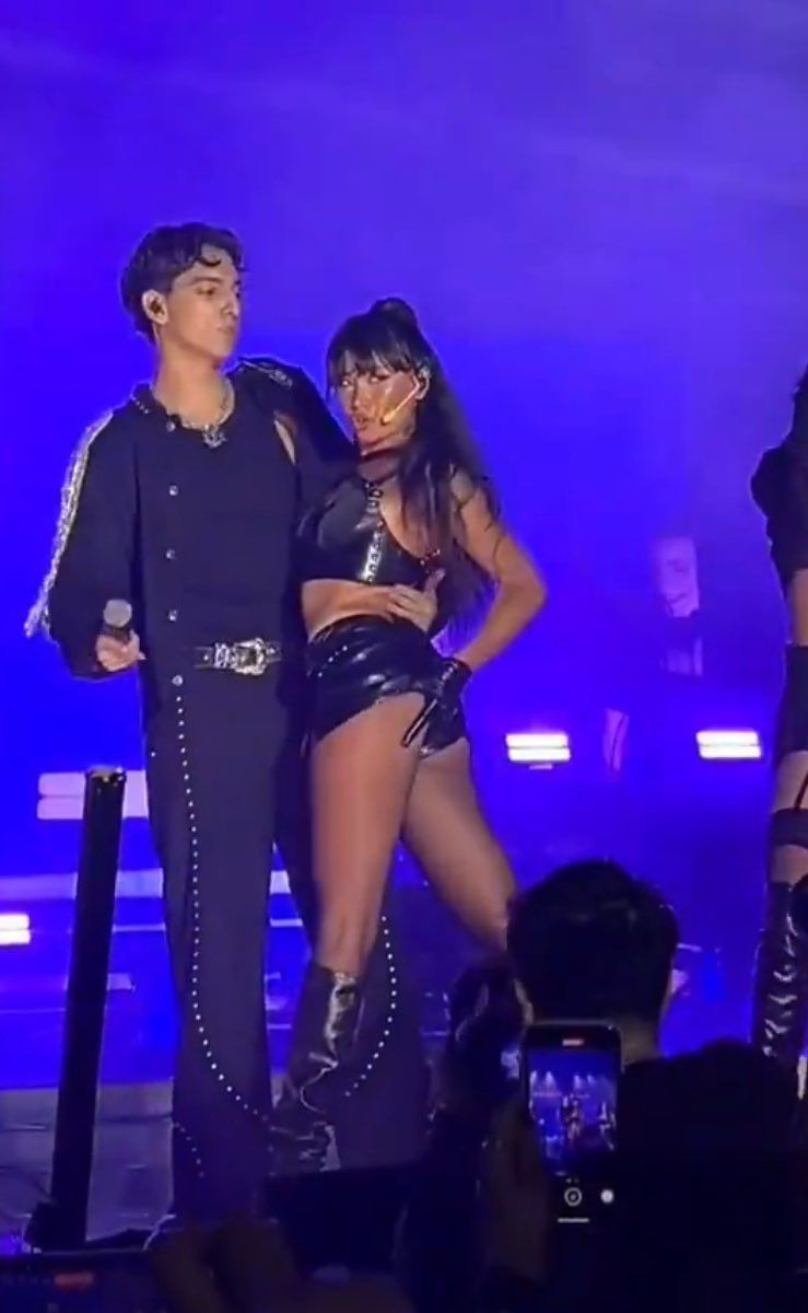 Manifest’in ilk +18 konseri tartışma yarattı: 12 bin kişi izledi, sosyal medya ayağa kalktı! Soruşturma başlatıldı - Sayfa 4