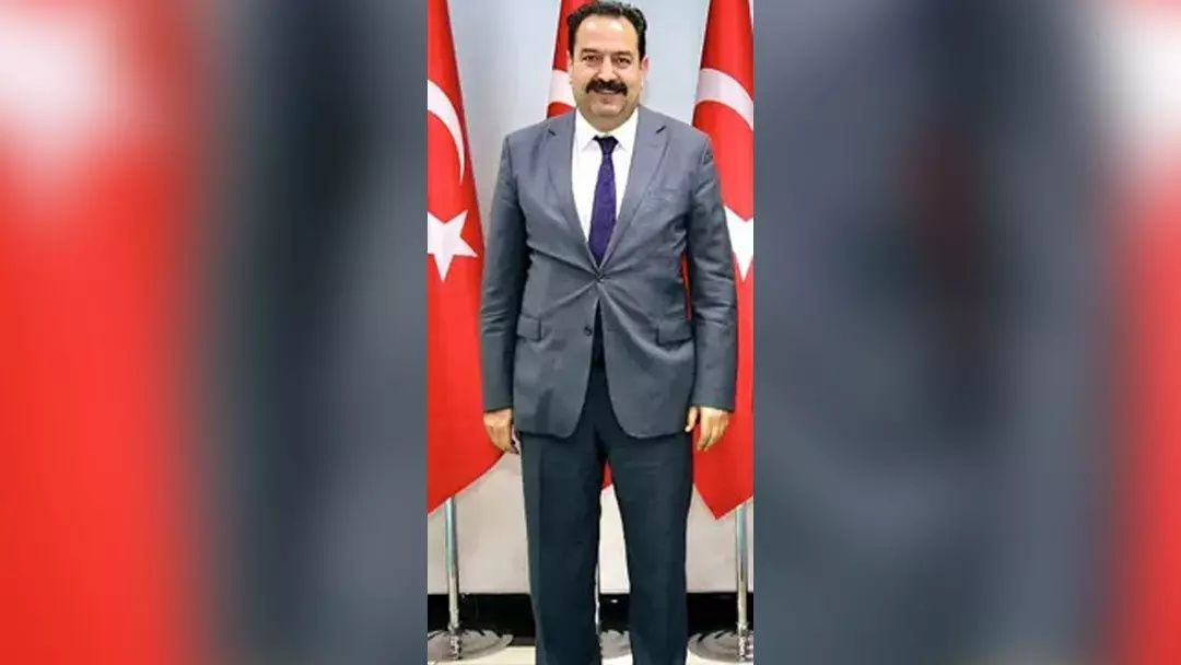 Antalya Emniyet Müdürü İlker Arslan hakkında sarsıcı iddialar: “Rüşvet trafiği” Böcek dosyasındaki para hareketlerinden çözüldü; geçmiş röportajındaki “3 kuruşluk menfaat” sözü gündemde - Sayfa 1