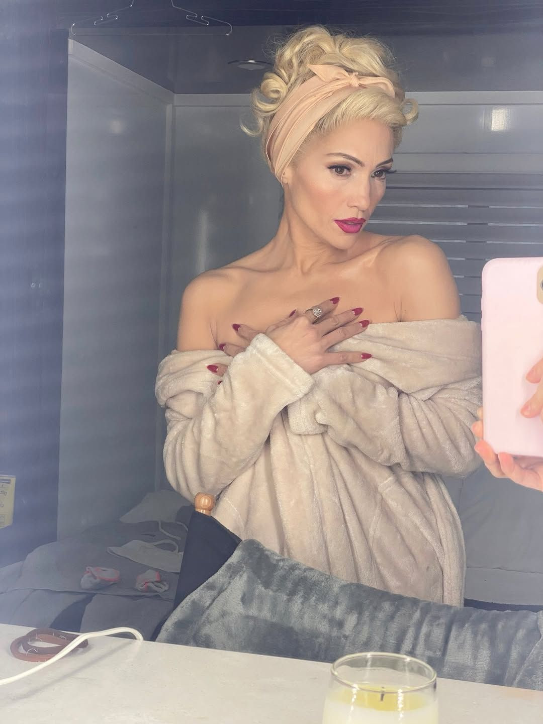 Jennifer Lopez, yeni rolü için imaj değiştirdi! Saçlarını sarıya boyattı - Sayfa 3