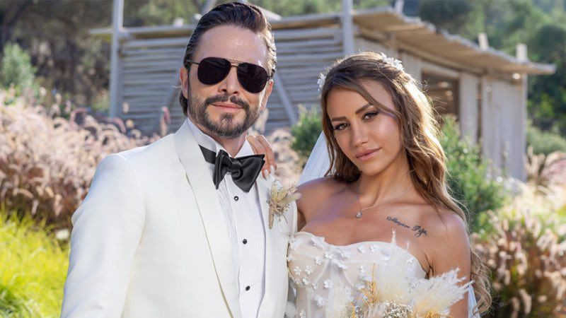 Ahmet Kural ve eşi Çağla Gizem Şahin, çocuklarının ABD vatandaşlığı alabilmesi için San Diego'ya gitti! Tepkiler gecikmedi - Sayfa 5