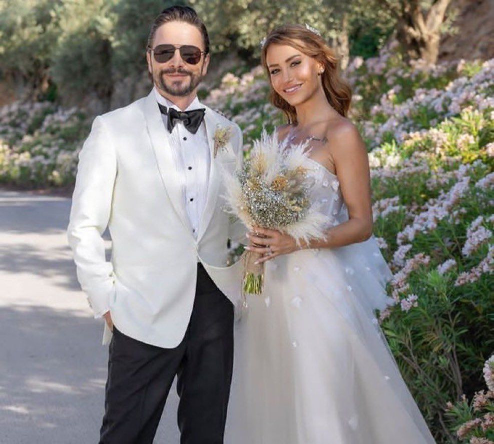 Ahmet Kural ve eşi Çağla Gizem Şahin, çocuklarının ABD vatandaşlığı alabilmesi için San Diego'ya gitti! Tepkiler gecikmedi - Sayfa 1