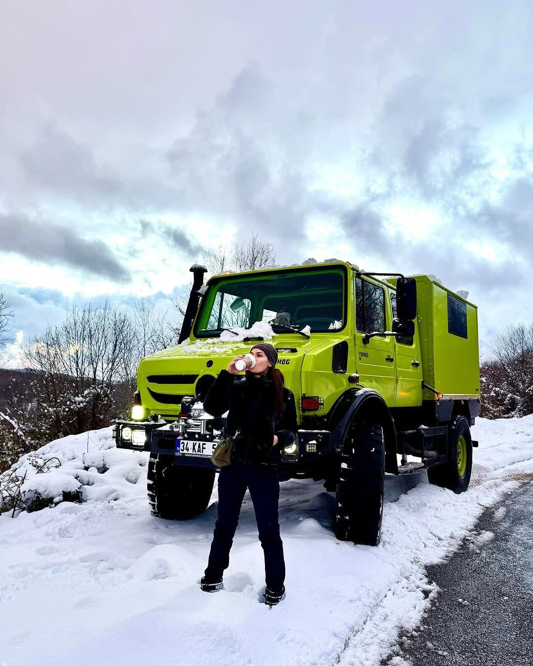 Burak Özçivit lüks araçlarını ve evlerini zararına satıyor! Akıllara iki soru geldi: Boşanacak mı, ülkeyi terk mi edecek? - Sayfa 10