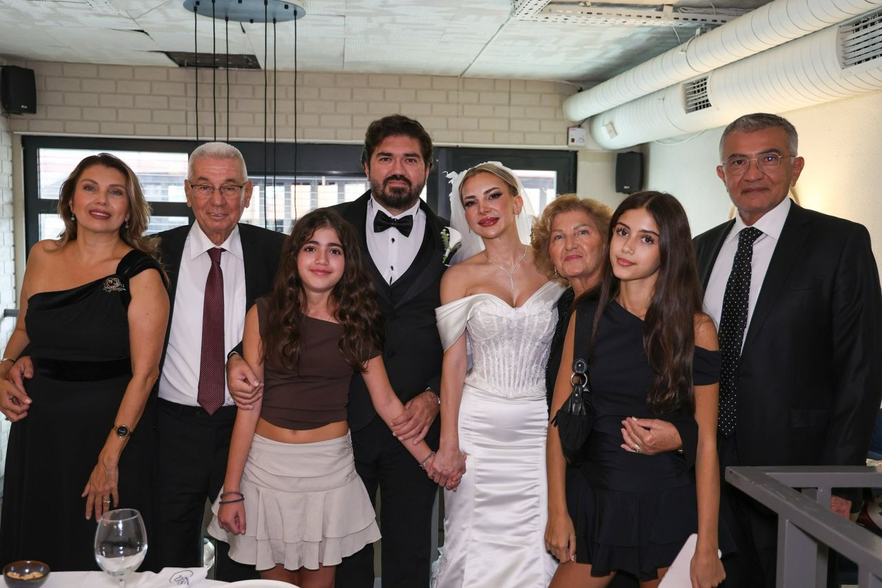 Rasim Ozan Kütahyalı ikinci kez evlendi! İşte eşi Pınar Ayvaz ve nikah görüntüleri - Sayfa 6