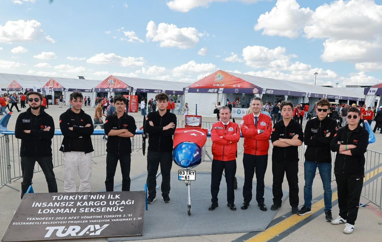 TEKNOFEST 2025’te Sultanbeyli Belediyesi rüzgarı! Stand büyük ilgi gördü, Alkaravlı takımı gururlandırdı - Sayfa 1