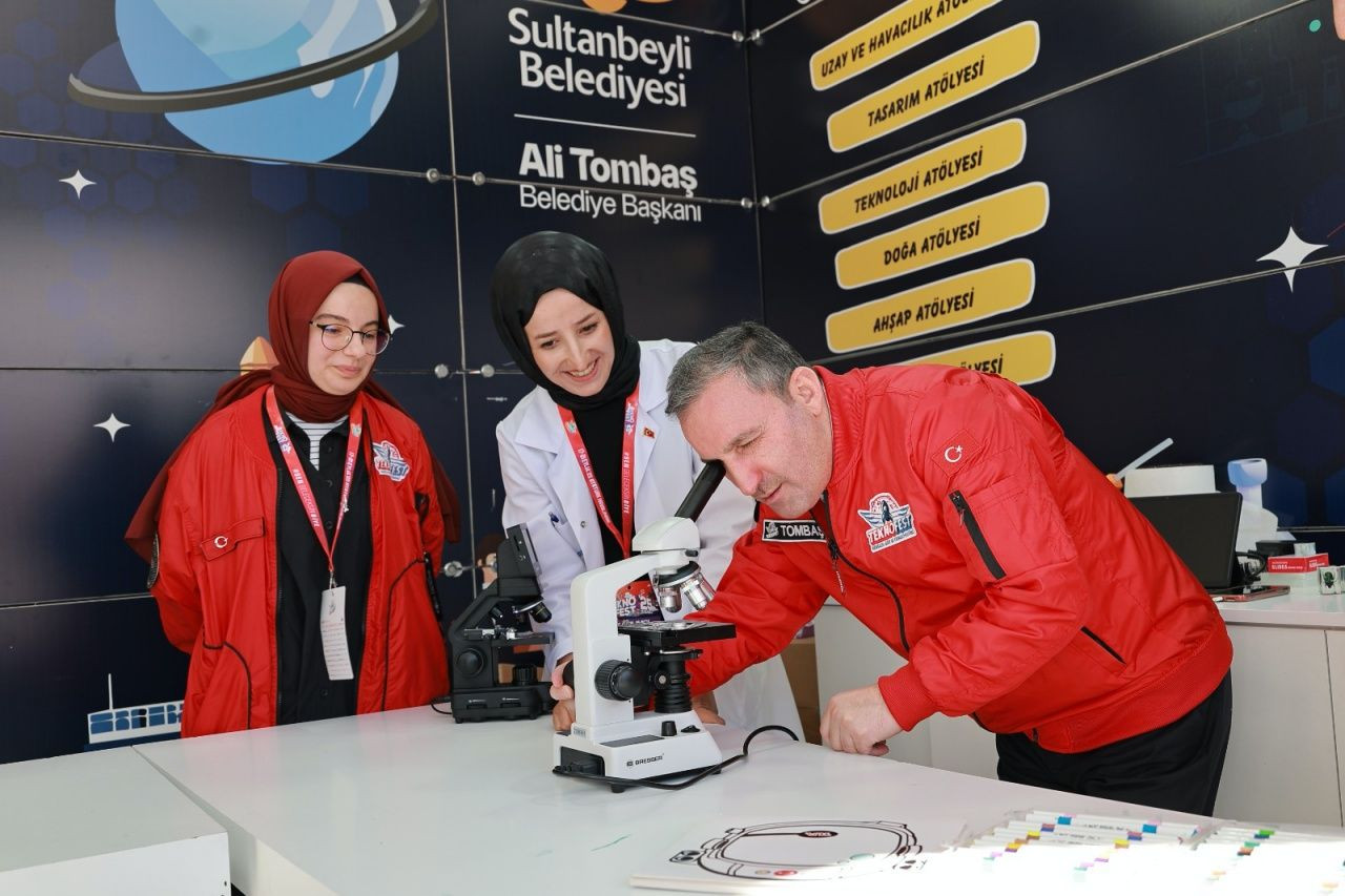 TEKNOFEST 2025’te Sultanbeyli Belediyesi rüzgarı! Stand büyük ilgi gördü, Alkaravlı takımı gururlandırdı - Sayfa 6