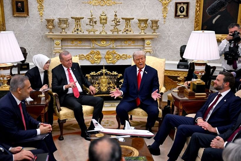 Trump Erdoğan zirvesinde sembolik şifreler neler? Dikkat çeken kravat ve rozet detayı! - Sayfa 4