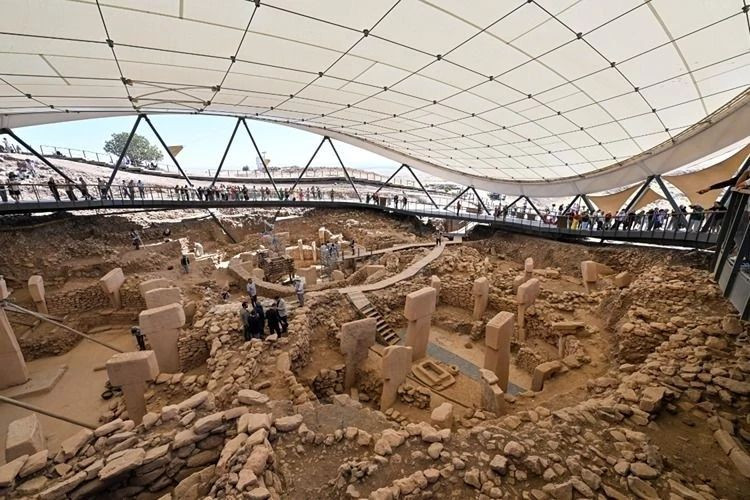 Göbeklitepe’deki gizemli keşfin sırrı ortaya çıktı! Sırtüstü insan heykeli ritüel için mi yerleştirildi? - Sayfa 2