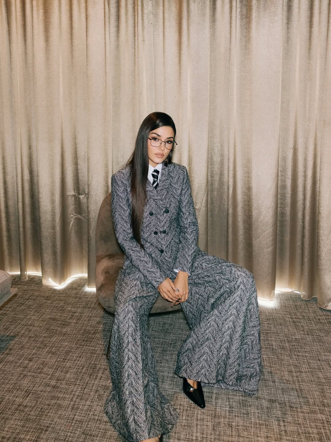 Hande Erçel, maskülen tarzıyla Milano Moda Haftası’na damga vurdu! - Sayfa 3