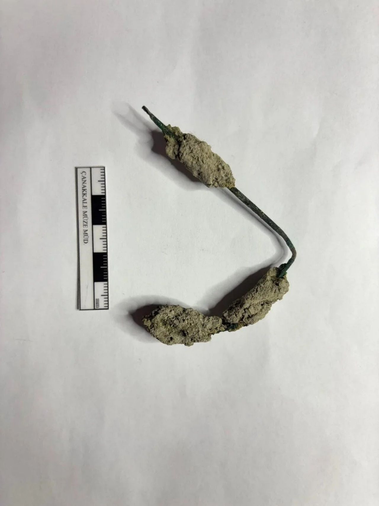 Troya’da eşsiz hazine keşfi! 4.500 yıllık altın broş ve ender yeşim taşı gün yüzüne çıktı - Sayfa 6