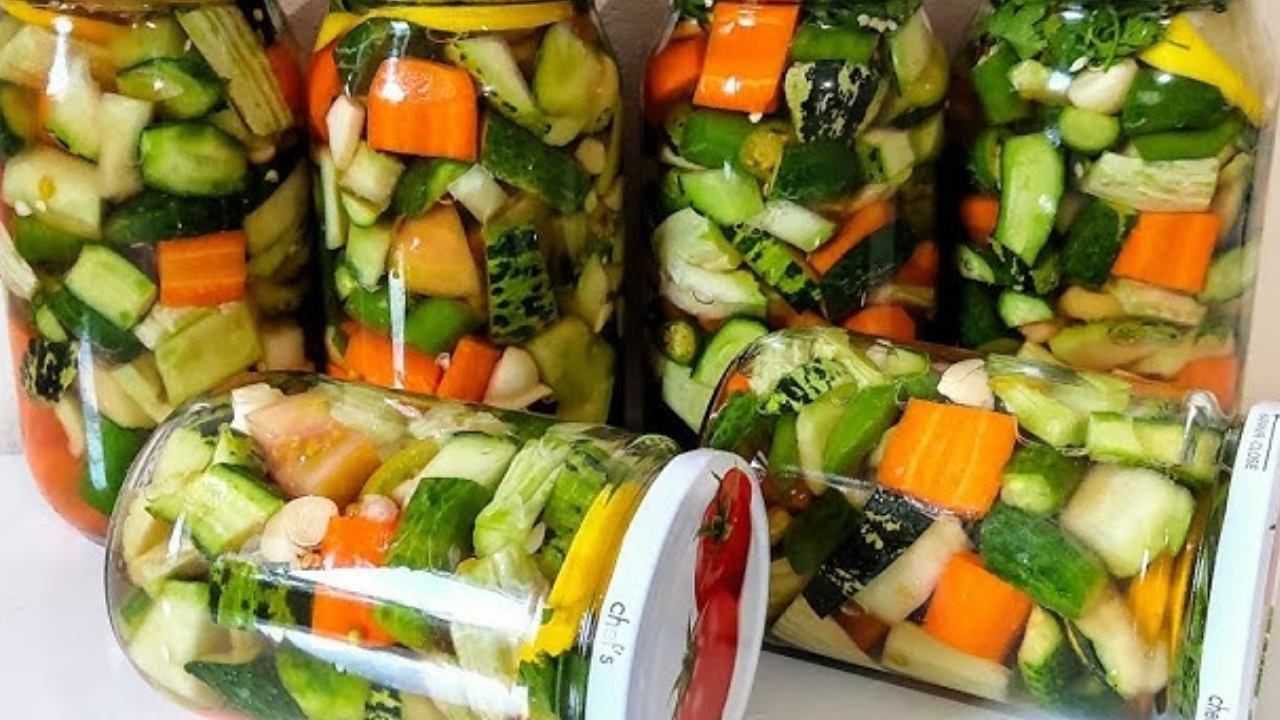 41 yıllık turşucu doğru oranı açıkladı... Yumuşamayan ve asla erimeyen sert turşu için 3-4 adet ekleyin - Sayfa 20